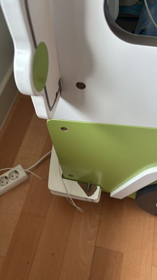 Litera con forma de autobús