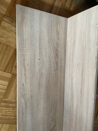 Estantería baja y flotante madera