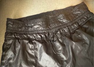 Pantalón Nike Charol Negro Talla M