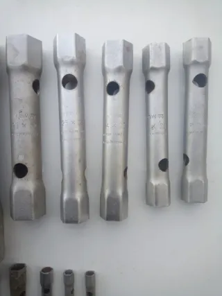 Juego de llaves de tubo