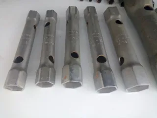 Juego de llaves de tubo