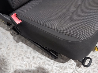 ASIENTO DELANTERO IZQUIERDO VOLKSWAGEN BEETLE (5C