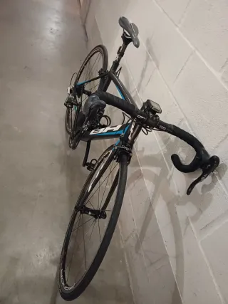 Bicicleta BH Carbono.