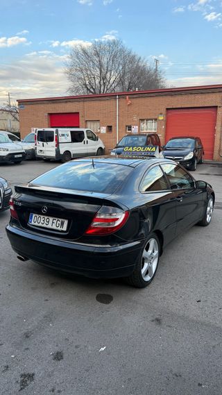 Mercedes-Benz Clase C 2006 kompressor