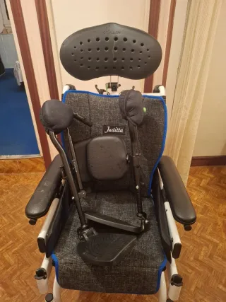 Silla de ruedas Juditta B-30