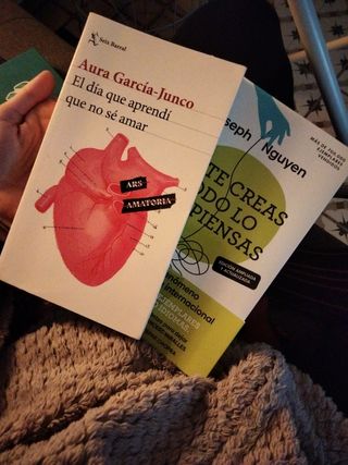 Pacchetto di libri o libri singoli come nuovi