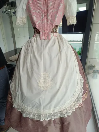 Traje huertana/dançà/ a la antigua