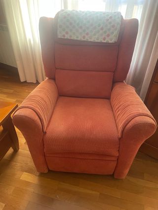Sillón reclinable naranja