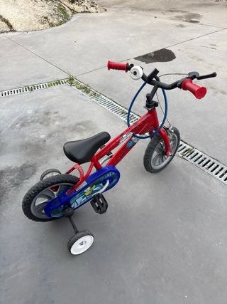 Bicicleta infantil Spiderman 3 años