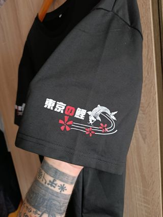 Camiseta Oversize Negra Estampado Japonés Talla XL