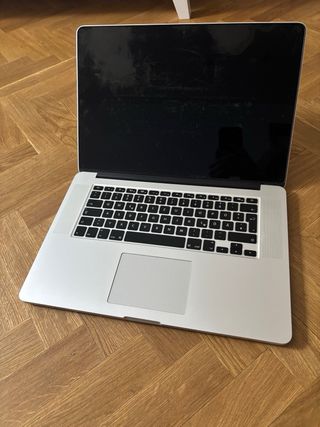 Ordenador Portátil MacBook Pro (15", Mid 2014)