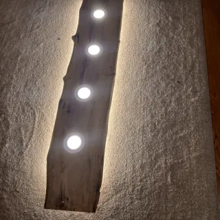 Lámpara madera rústica con luces LED