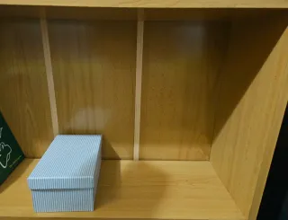 Estantería de madera