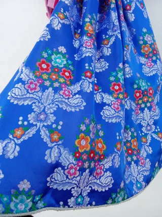 Traje completo fallera niña talla 5.