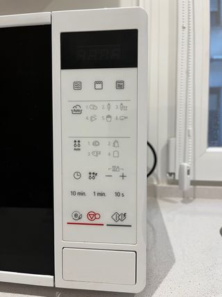 Microondas LG Grill Táctil 20L 700W