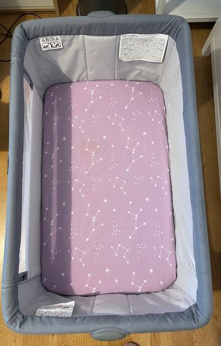 Cuna colecho Chicco Next2me + 2 sábanas