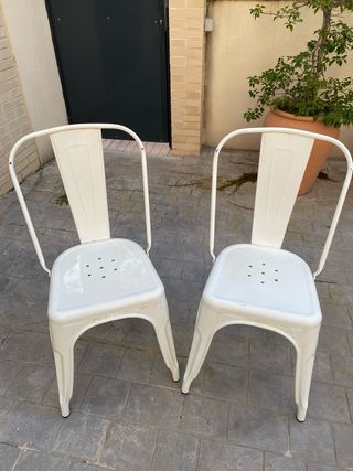 Sillas de metal blancas (2 unidades)