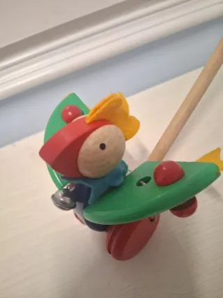 Juguete de madera para arrastrar