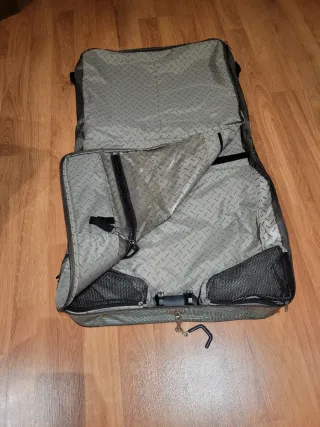 Portatrajes Samsonite Gris