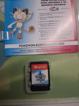 Pokemon Espada y Escudo + Caja Metálica.