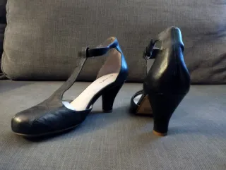 Zapatos piel BIVIEL Tira en T color negro talla 37