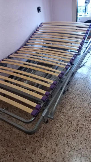 Cama articulada madera y metal
