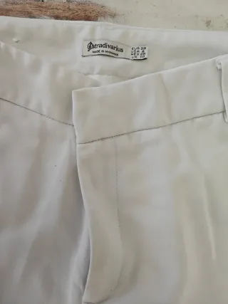 Pantalón ejecutivo Stradivarius beige T.38