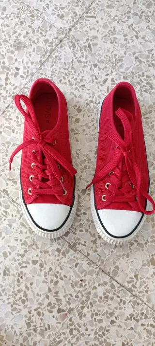 Zapatillas rojas OVS