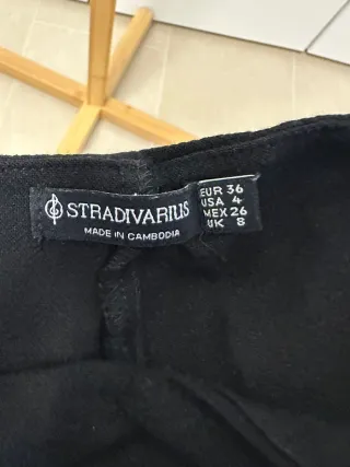 Conjunto falda pantalón y top tirantes negro