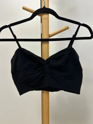 Conjunto falda pantalón y top tirantes negro