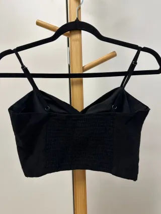 Conjunto falda pantalón y top tirantes negro
