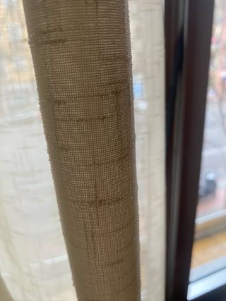 Confezione di tende beige e marrone