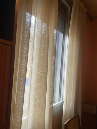 Confezione di tende beige e marrone