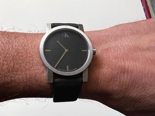 Reloj Calvin Klein Negro y Plateado nuevo,