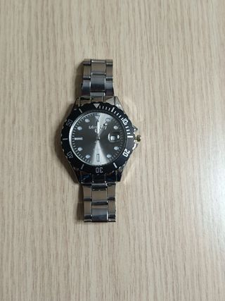 Reloj Plata y Negro