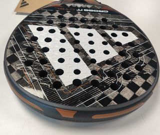 pala de padel Adidas Arrow Hit Ctrl 2026 nueva