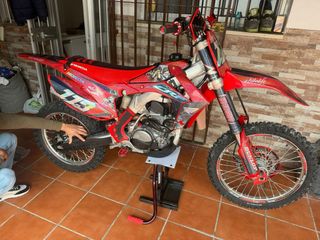 Honda CRF 250 R Cross