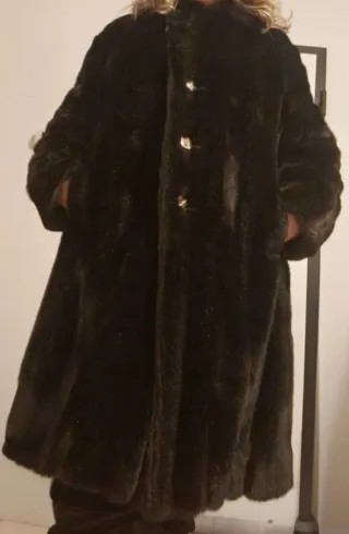 Pelliccia sintetica lunga