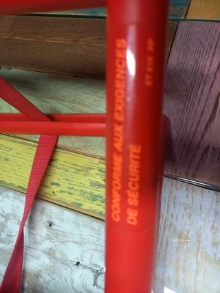 Sillita plegable Agatha Ruiz de la Prada roja