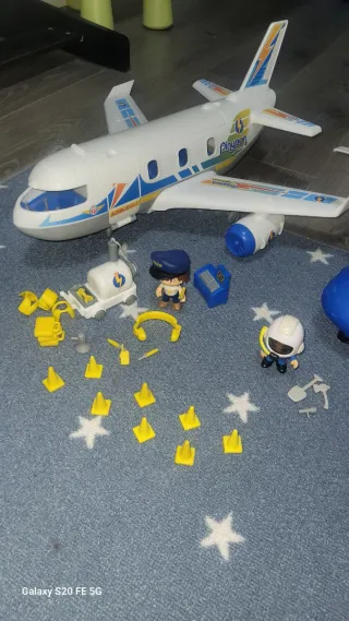 Pin y pon action Policía y Bomberos