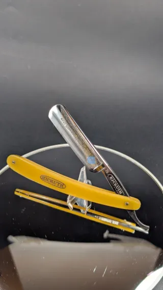 Kickuth Solingen 13/16,Nos, Navaja de afeitar.