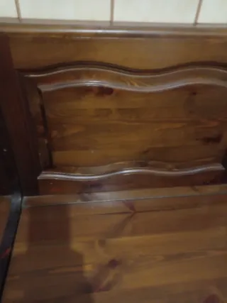 Banco de esquina de madera