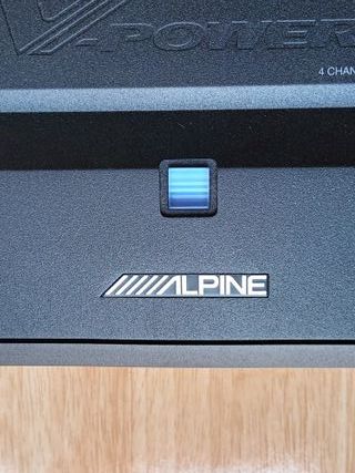 Amplificador Alpine V-Power MRP-F250