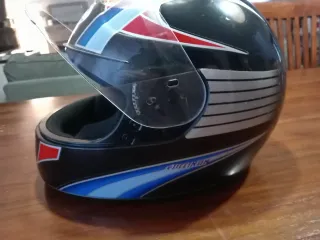 Casco Integral Negro Talla M, puesto 1 vez.