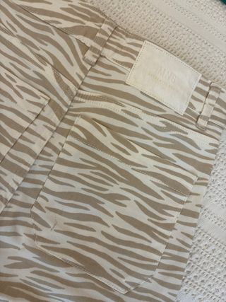 Pantalón niña Mango Teen estampado cebra