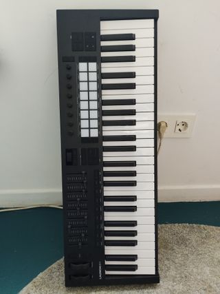 Novation Launchkey 49 Mk4