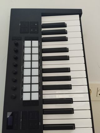 Novation Launchkey 49 Mk4