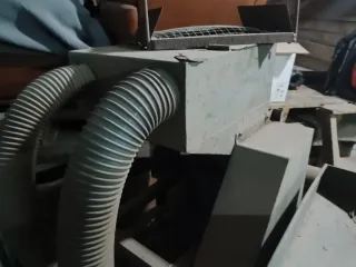 Máquina recolectora de avellanas