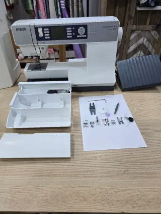 Máquina de coser PFAFF expression 3.0