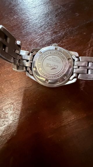 Reloj Lotus Plata y Negro